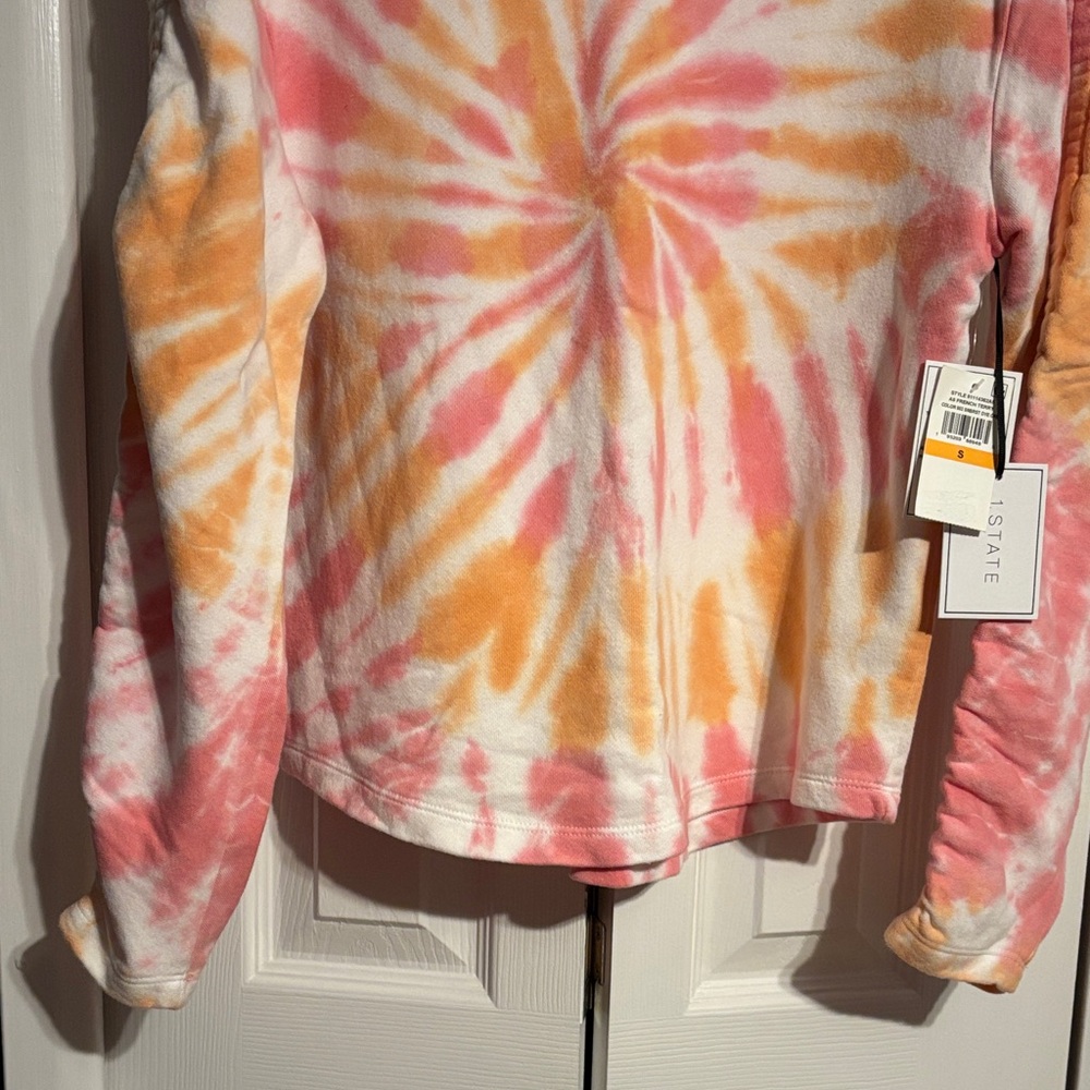 1 State long sleeve ruched sweatshirt in sunburst tie dye size small NWT - Picture 9 of 11